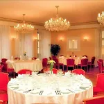 Hotel De Ligne 4*