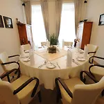 Hotel De Ligne 4*