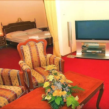 De Ligne Hotel 4*