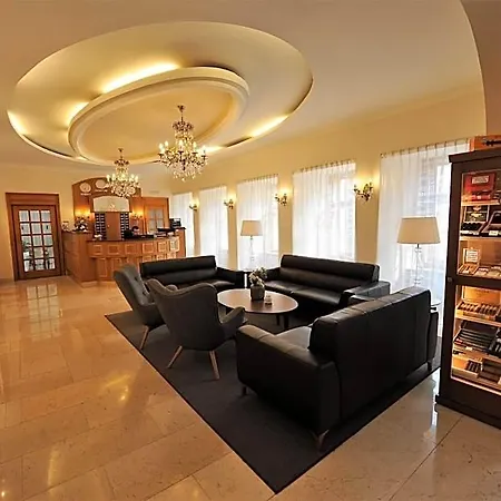 Hotel De Ligne Cieplice