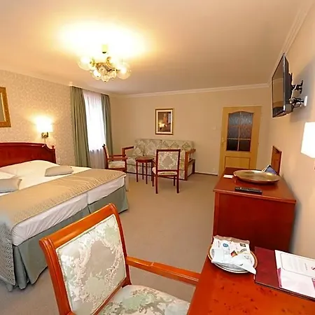 Hotel De Ligne Cieplice