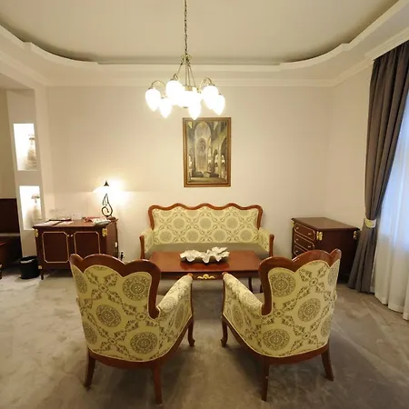 De Ligne Hotel 4*