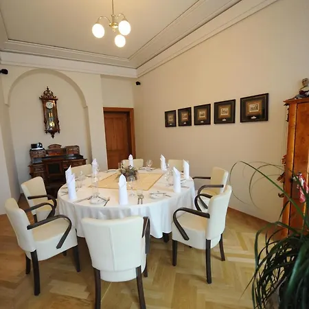 De Ligne Hotel 4*