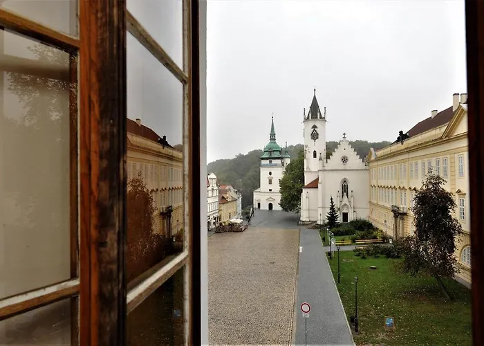 Hotel De Ligne 4*