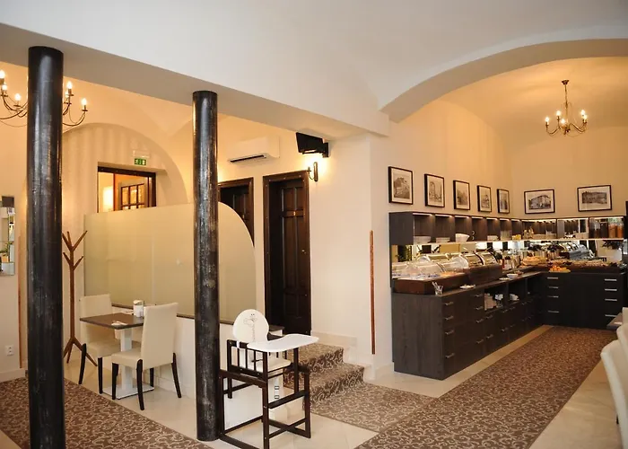 Hotel De Ligne 4*